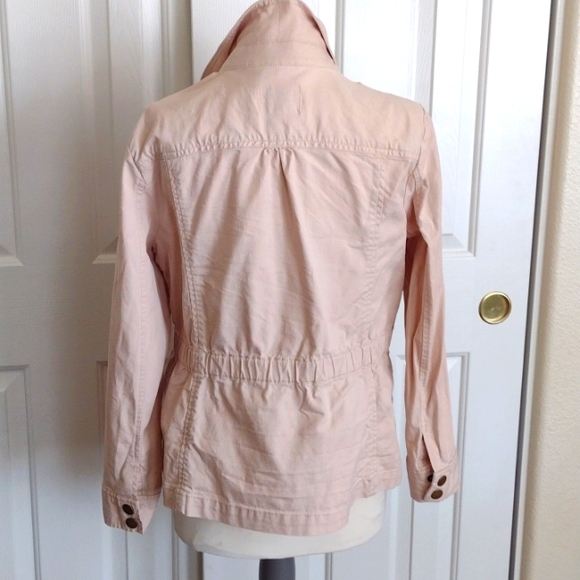 Loft Jacket - Picture 4 of 9